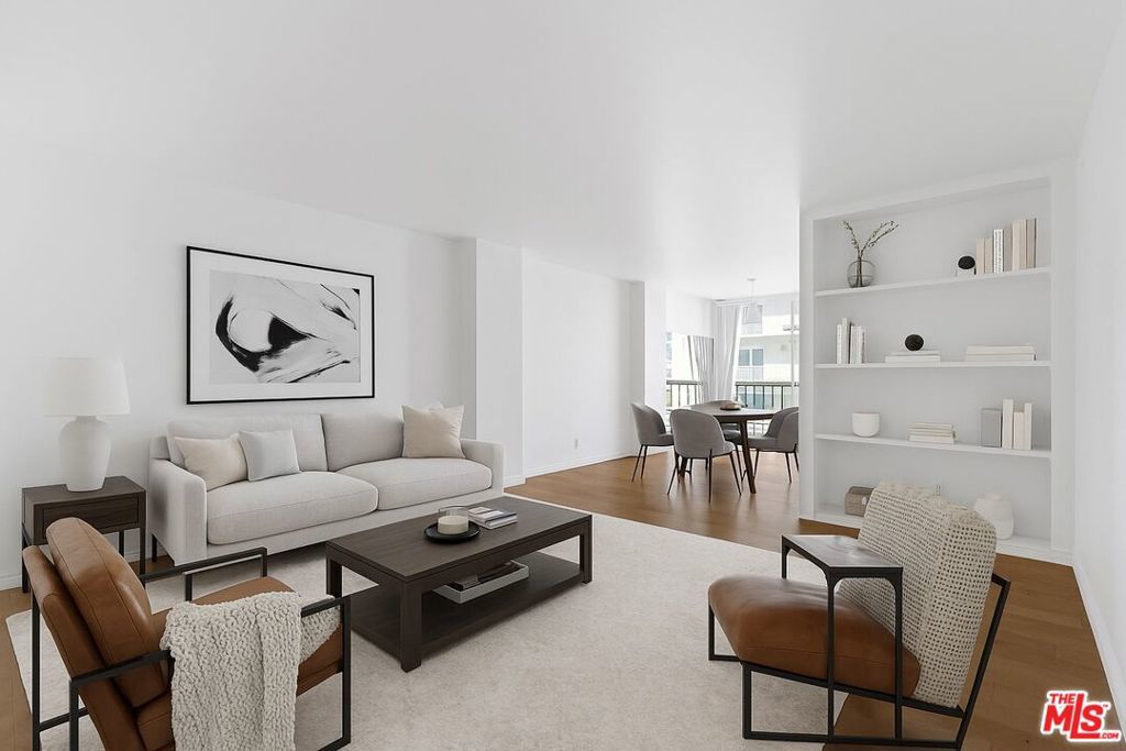 Photo of Listing #25617833