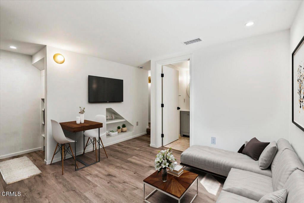 Photo of Listing #P1-24909