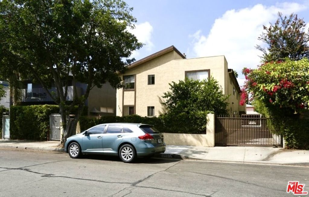 1237 N Ogden Drive # 3, West Hollywood