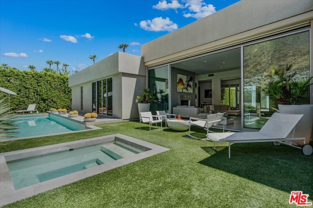 1175 Los Robles Drive, Palm Springs