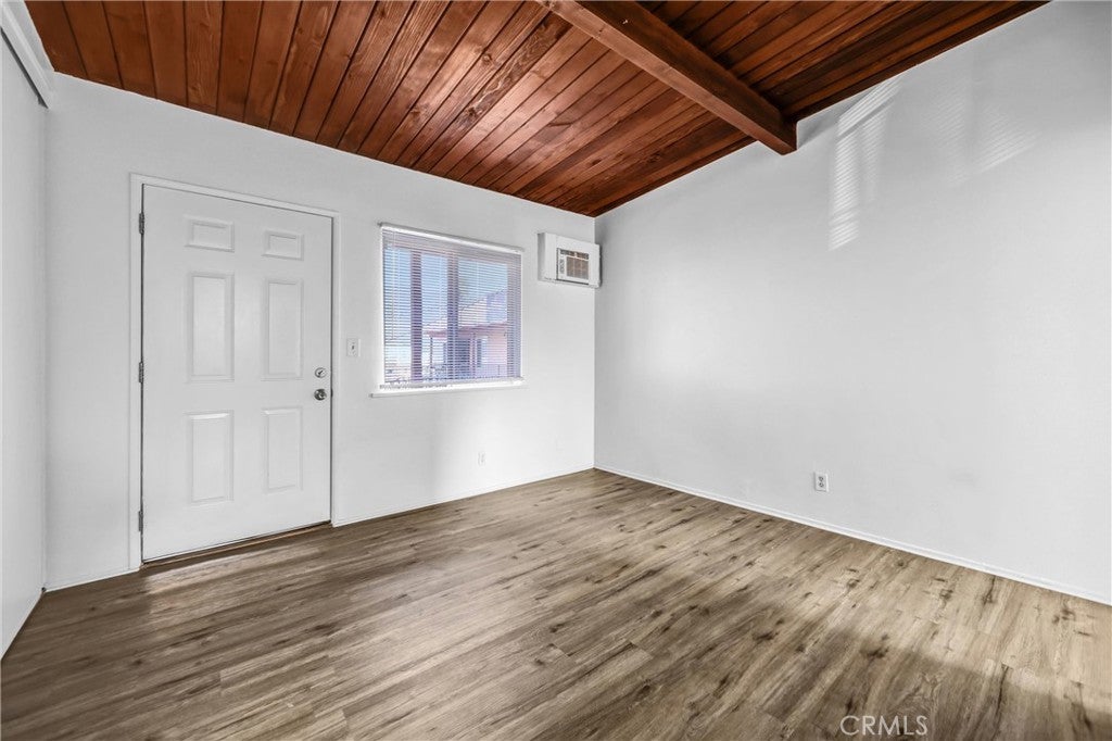 Photo of Listing #WS25259409