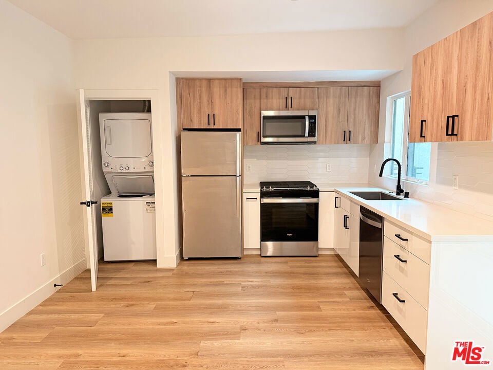 Photo of Listing #25618583