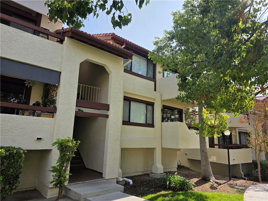 Photo of Listing #SR25259788