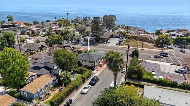 1290 N Coast Hwy # B, Laguna Beach.