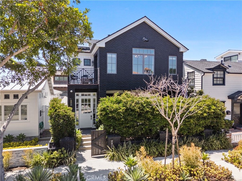 2037 E Ocean, Newport Beach