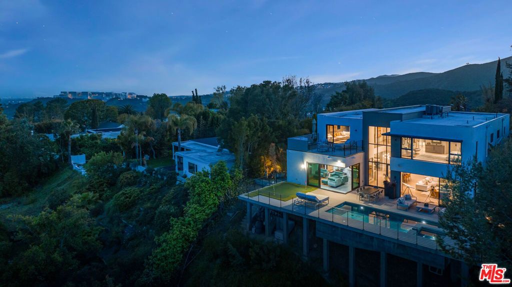 1172 Linda Flora Drive, Los Angeles