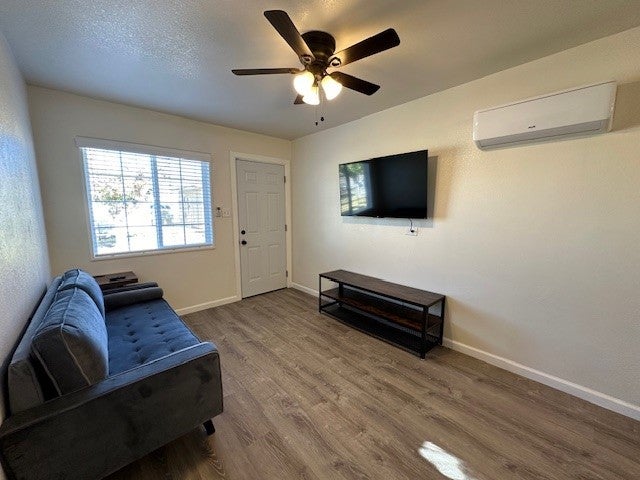 Photo of Listing #SW25259983