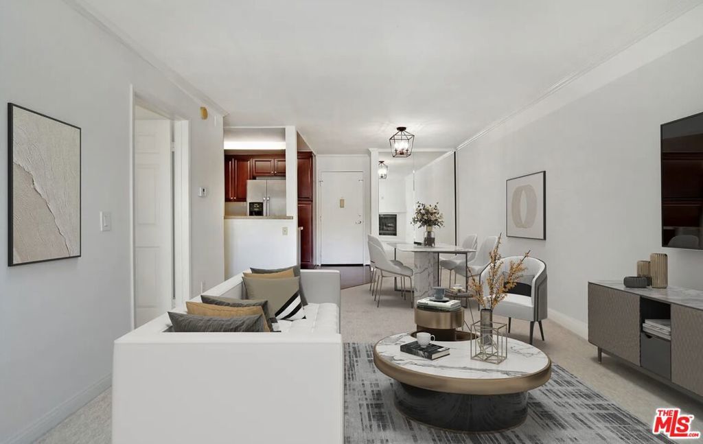 Photo of Listing #25618997