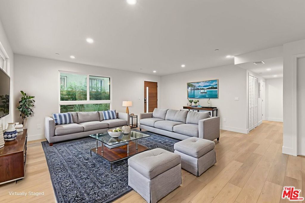 Photo of Listing #25619003