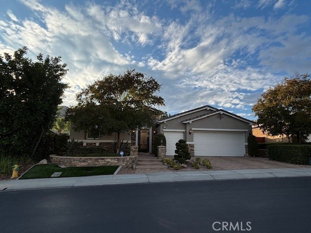 483 Lyle # B, Hemet