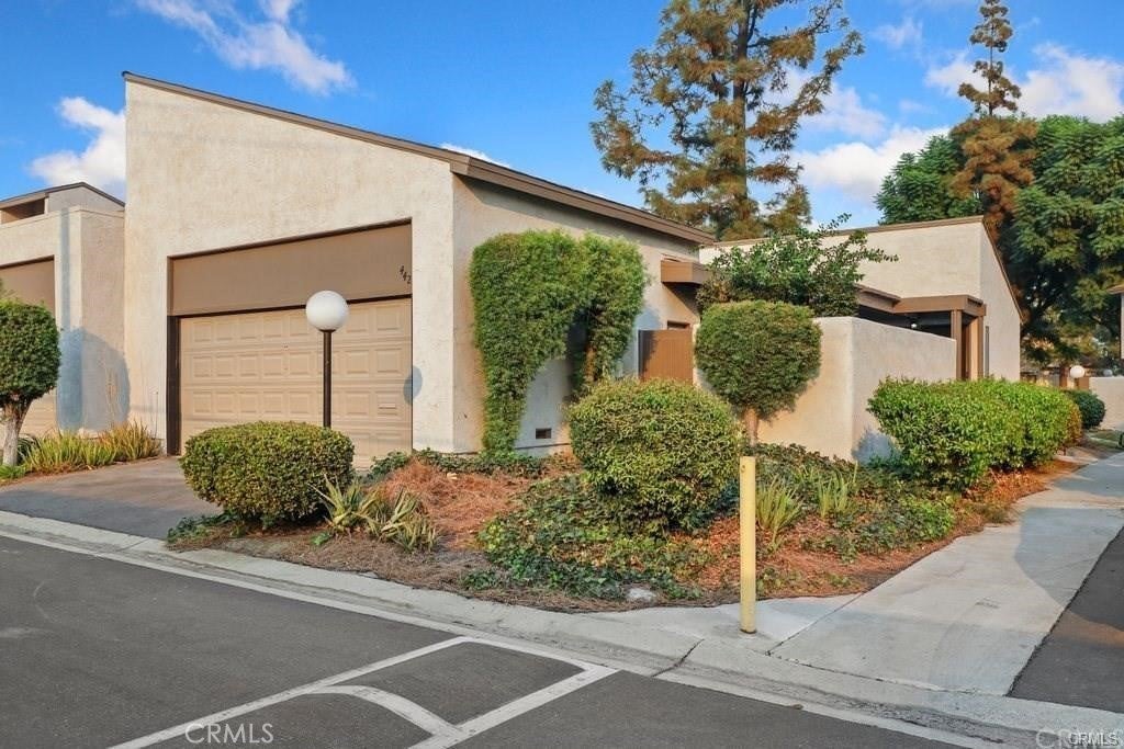 Photo of Listing #OC25255011