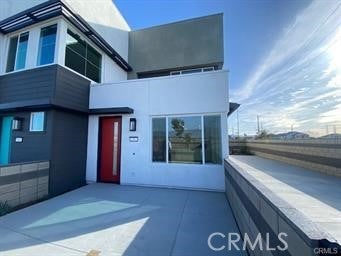 Photo of Listing #IV25258016