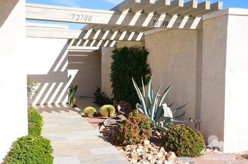 72710 Yucca Court, Palm Desert