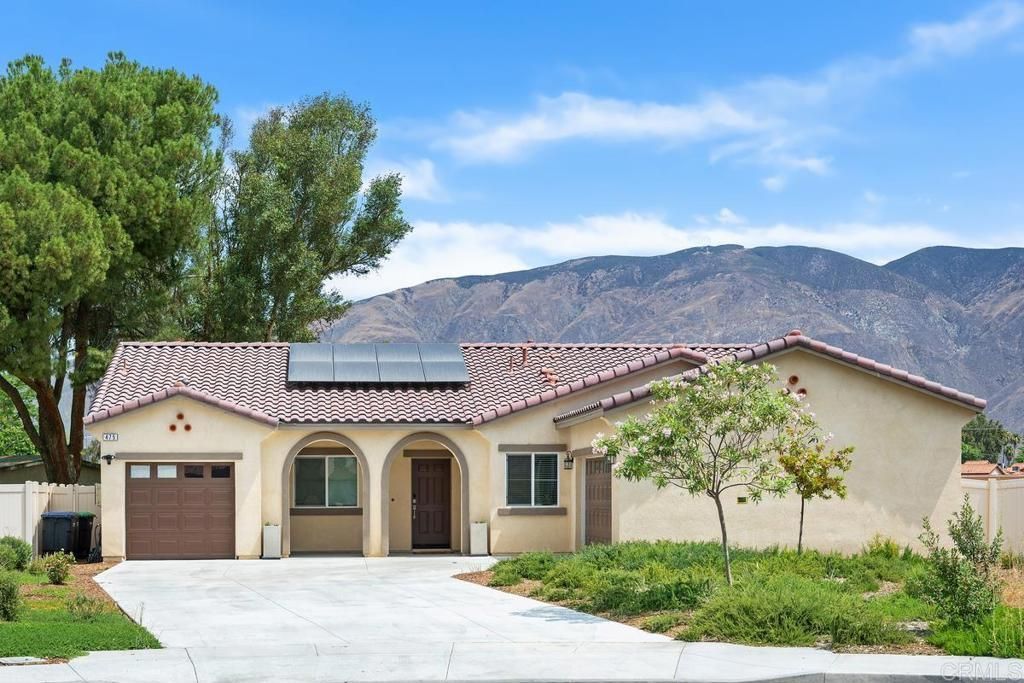 475 W Camellia Way, San Jacinto