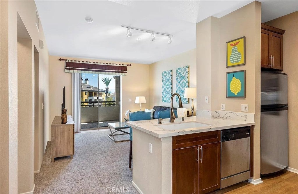 Photo of Listing #TR25261388