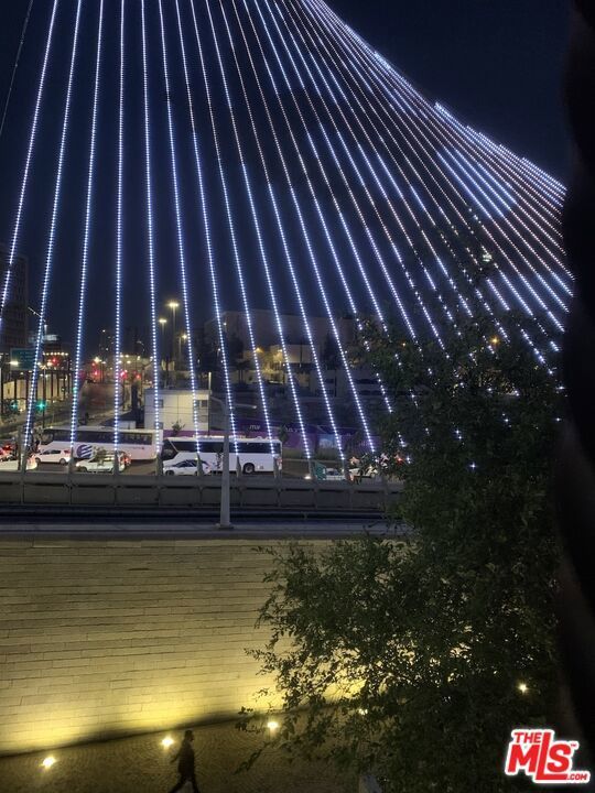 Photo of Listing #25619645