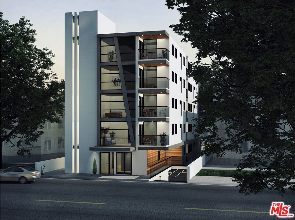 Photo of Listing #25619821