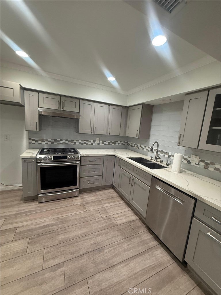 Photo of Listing #SB25259564