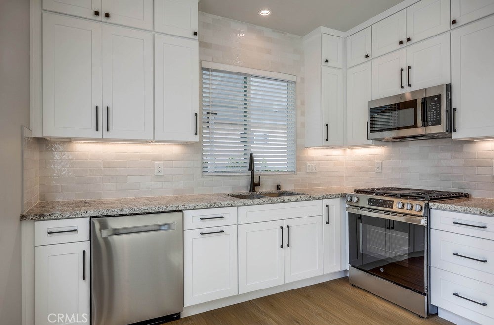 Photo of Listing #PW25260865