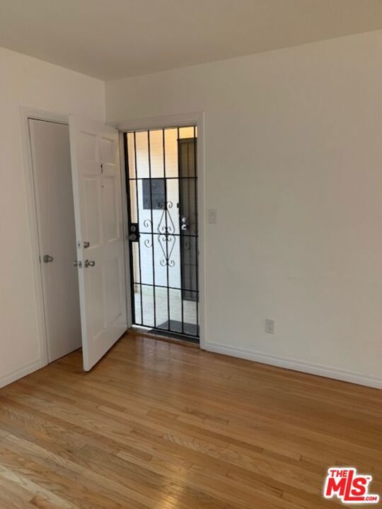 Photo of Listing #25619455