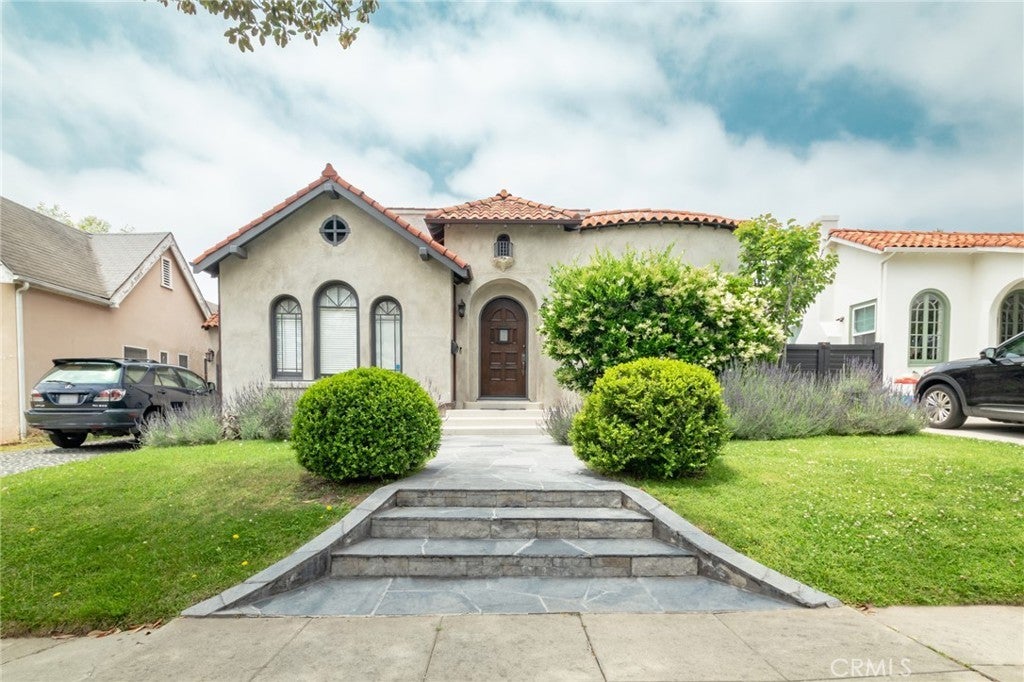 Photo of Listing #DW25262400