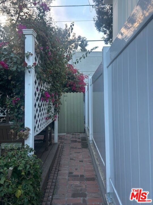 Photo of Listing #25620299