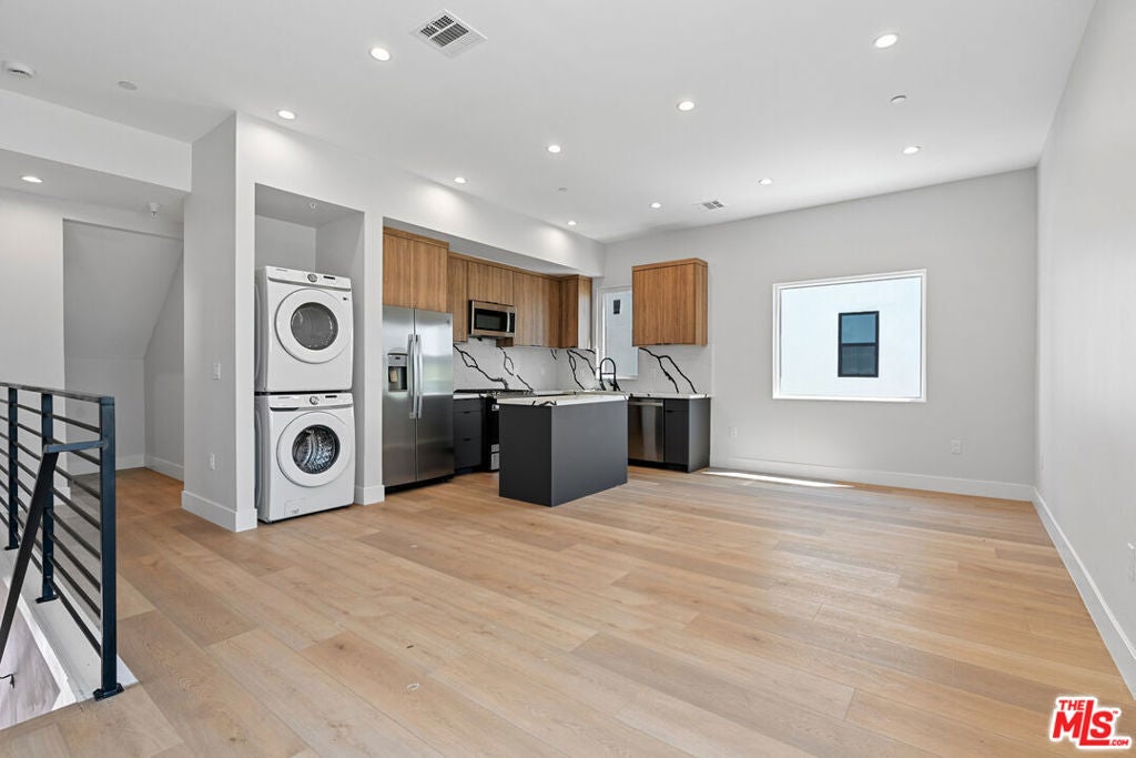 Photo of Listing #25620363