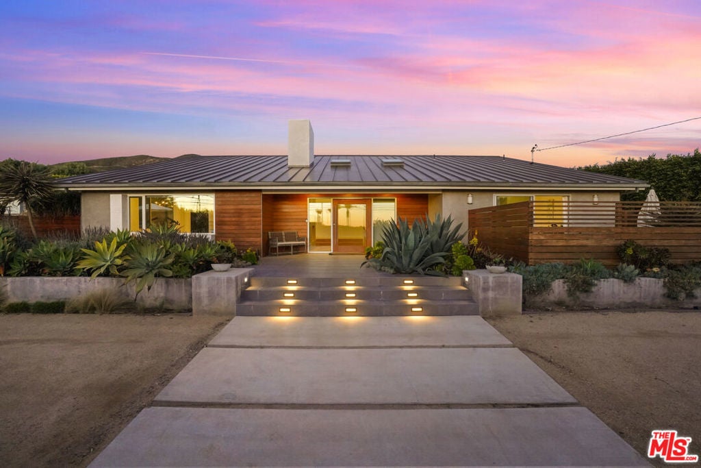 Photo of Listing #25620635