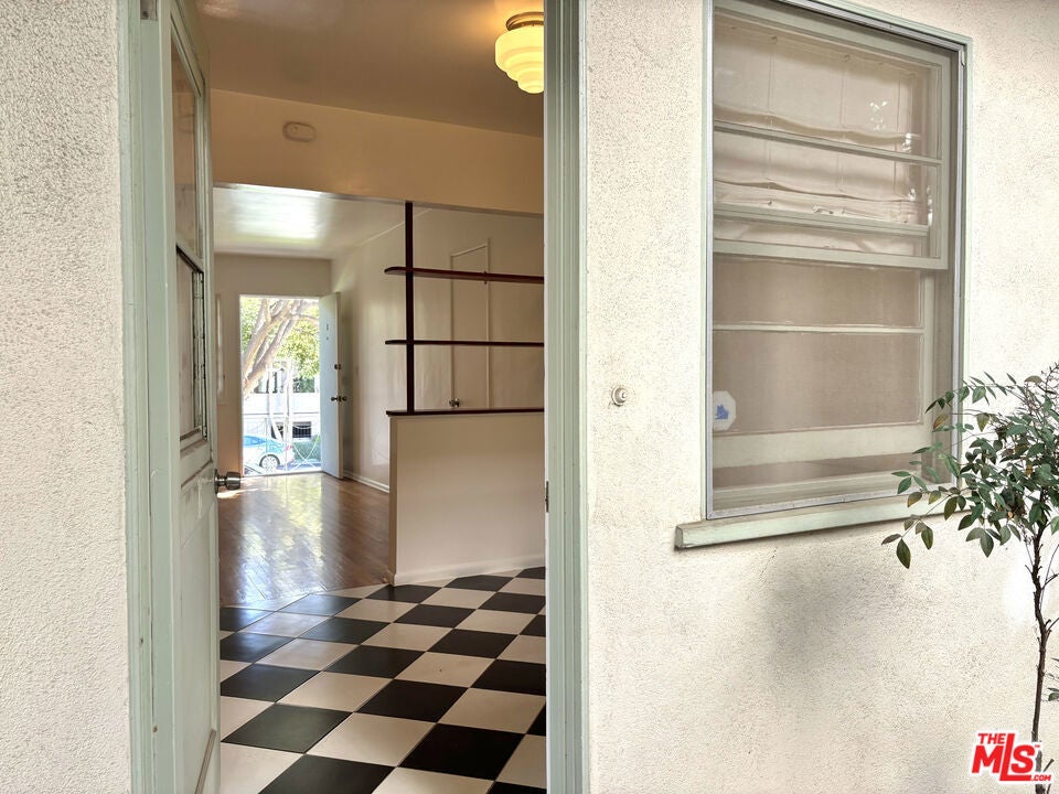 Photo of Listing #25620905