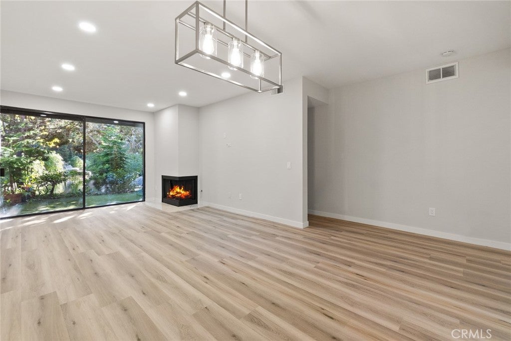 Photo of Listing #PW25263339