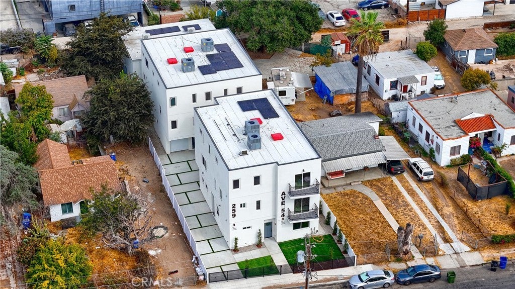 Photo of Listing #OC25263161