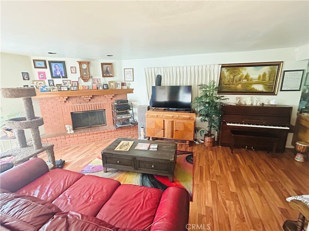 Photo of Listing #PW25236937