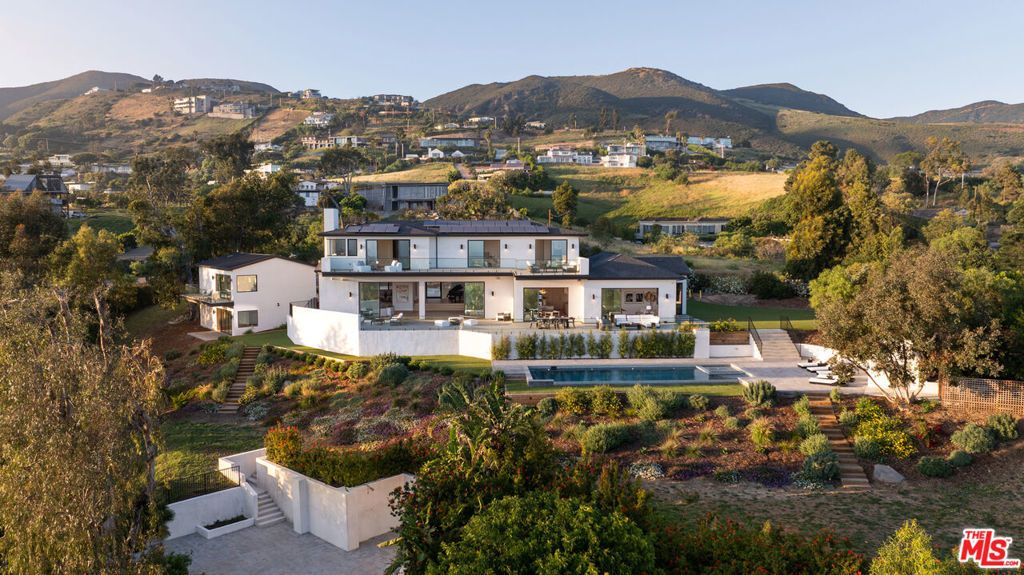29924 Harvester Road, Malibu