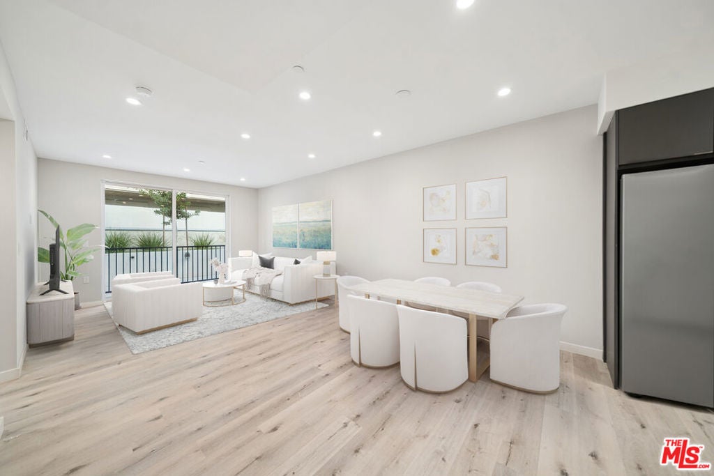 Photo of Listing #25621203