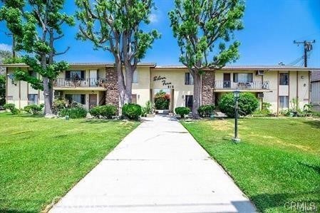 515 Fairview Avenue # 8, Arcadia.