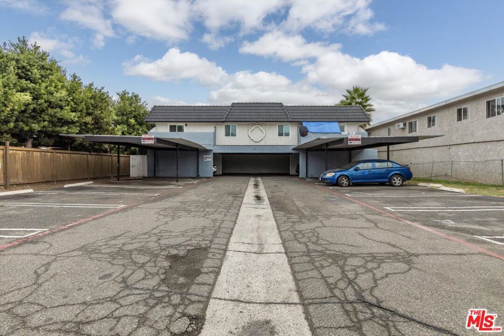 Photo of Listing #25621269