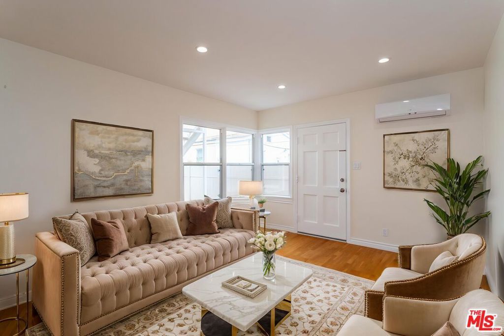 Photo of Listing #25621449