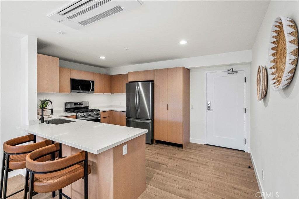 Photo of Listing #SB25264836