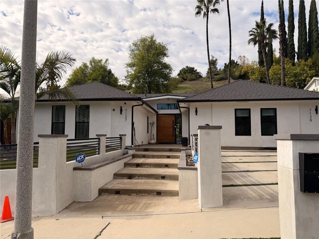 Photo of Listing #SR25262666