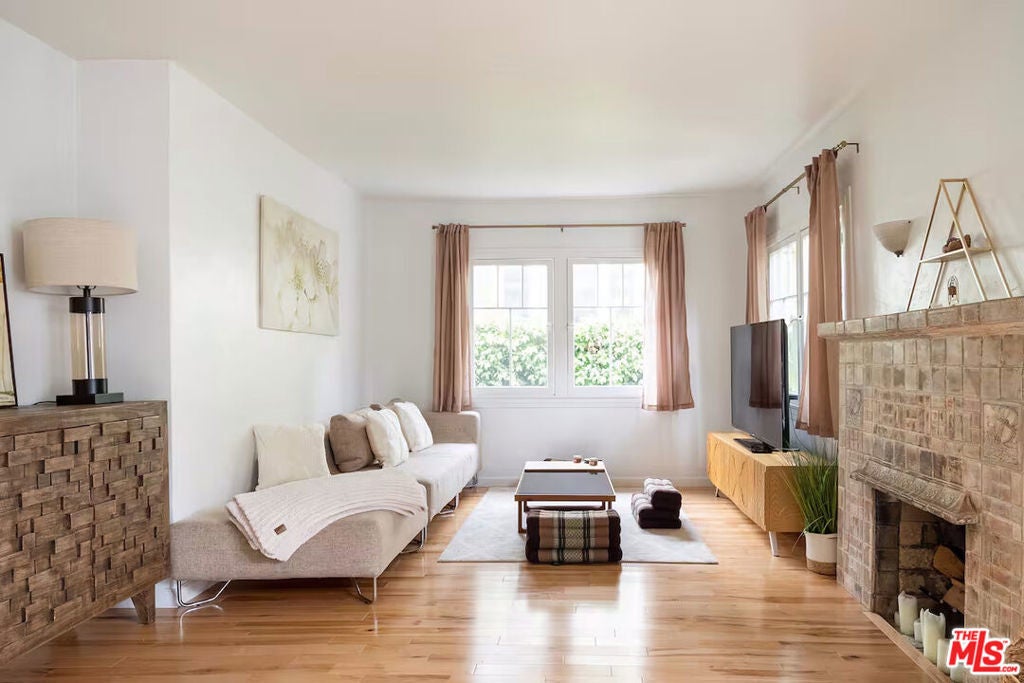 Photo of Listing #25618313