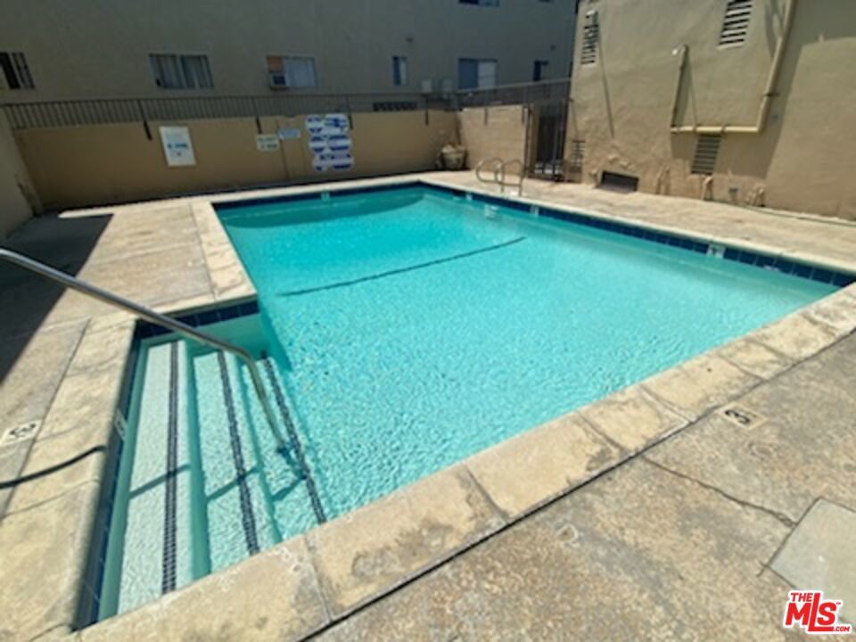 Photo of Listing #25621867