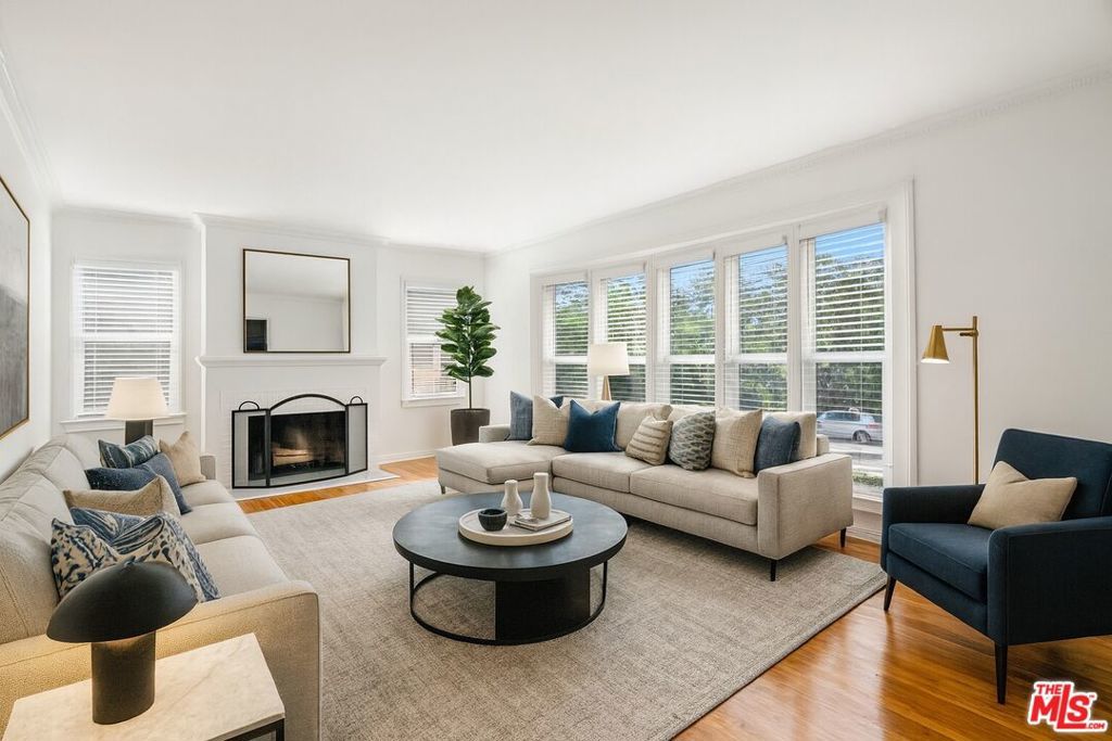 Photo of Listing #25621463