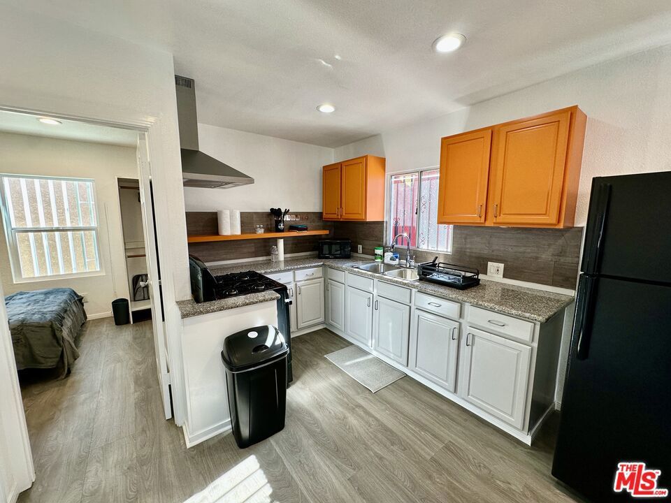 Photo of Listing #25621983