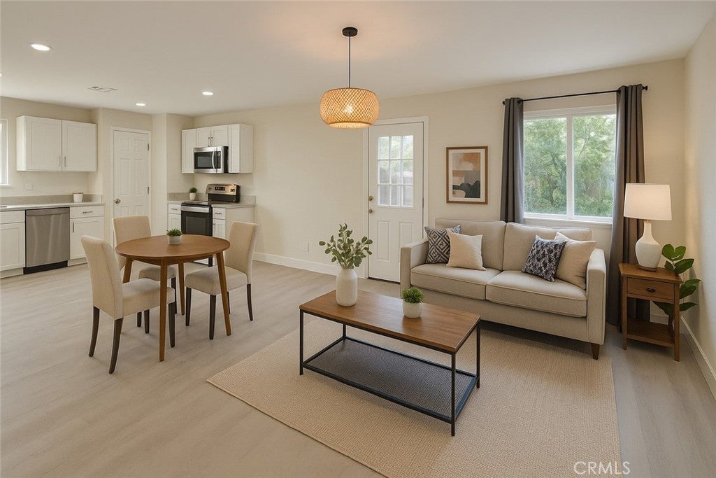 Photo of Listing #SW25265898