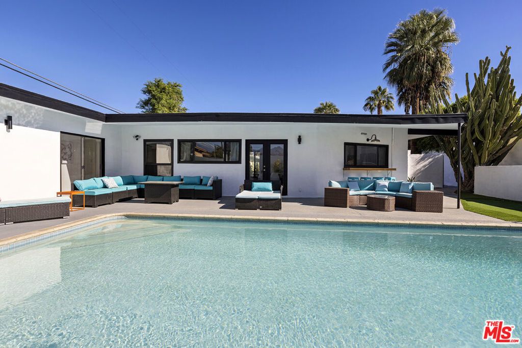 N/A, Palm Desert