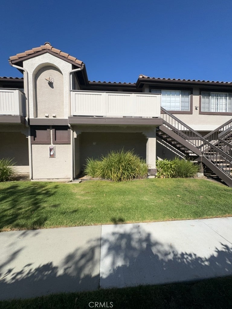 Photo of Listing #IV25266796