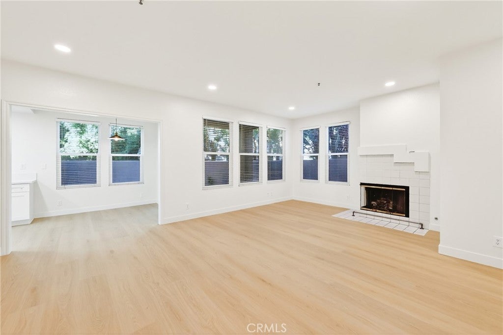 Photo of Listing #OC25267496