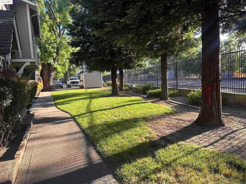 Photo of Listing #41118355