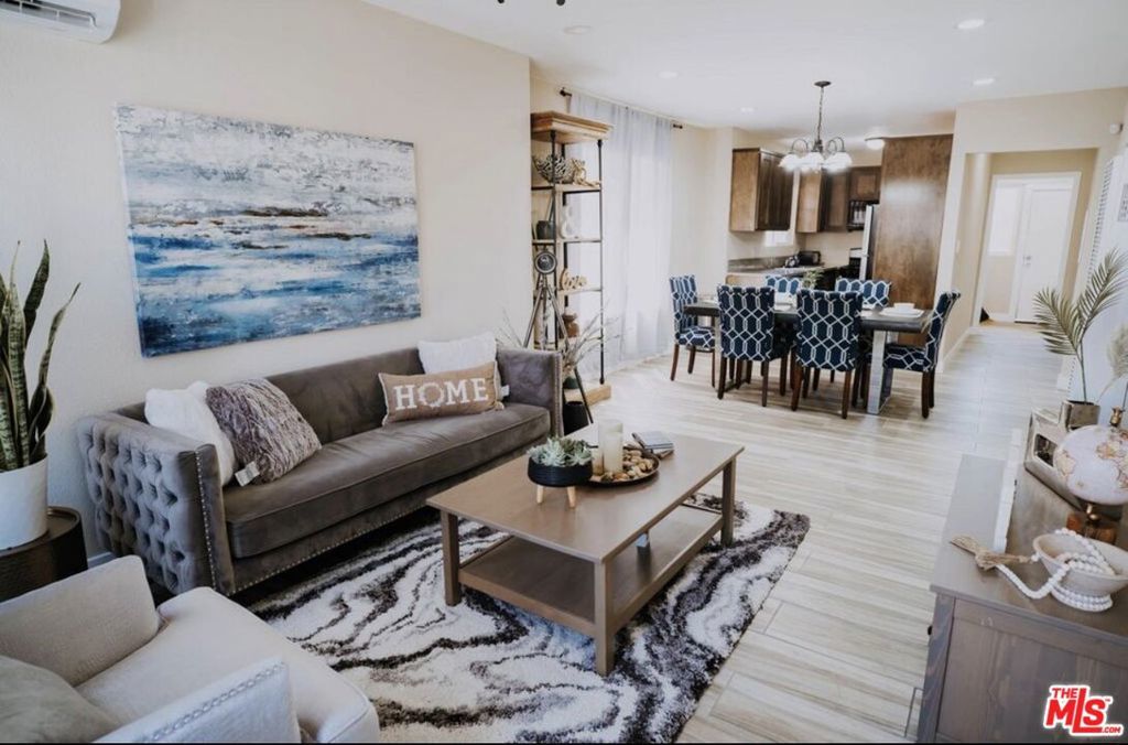 Photo of Listing #25623517