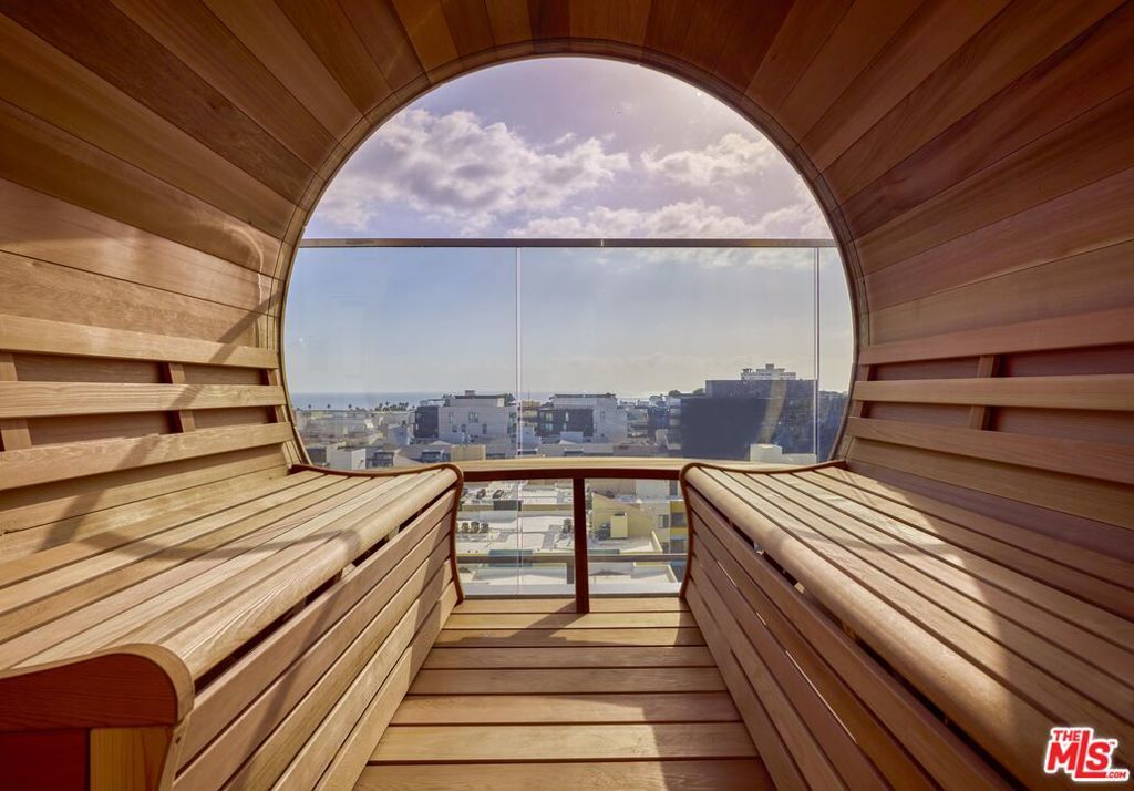 Photo of Listing #25621923